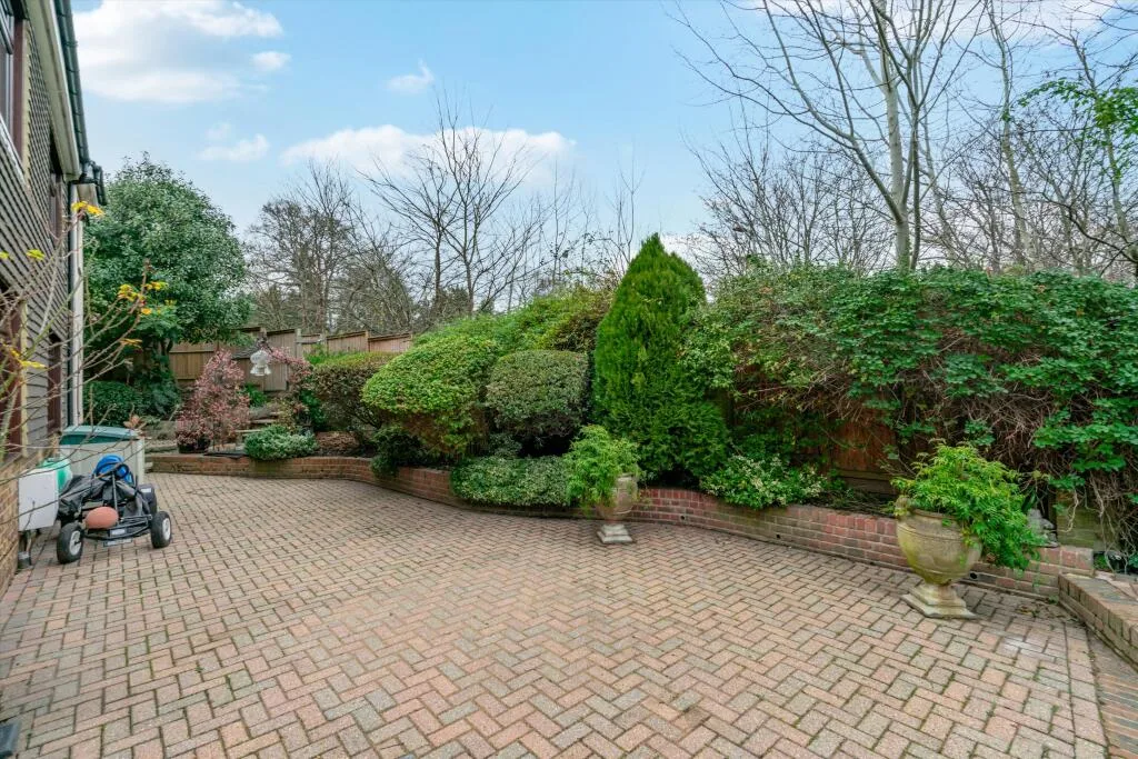 4 bedroom detached house for rent