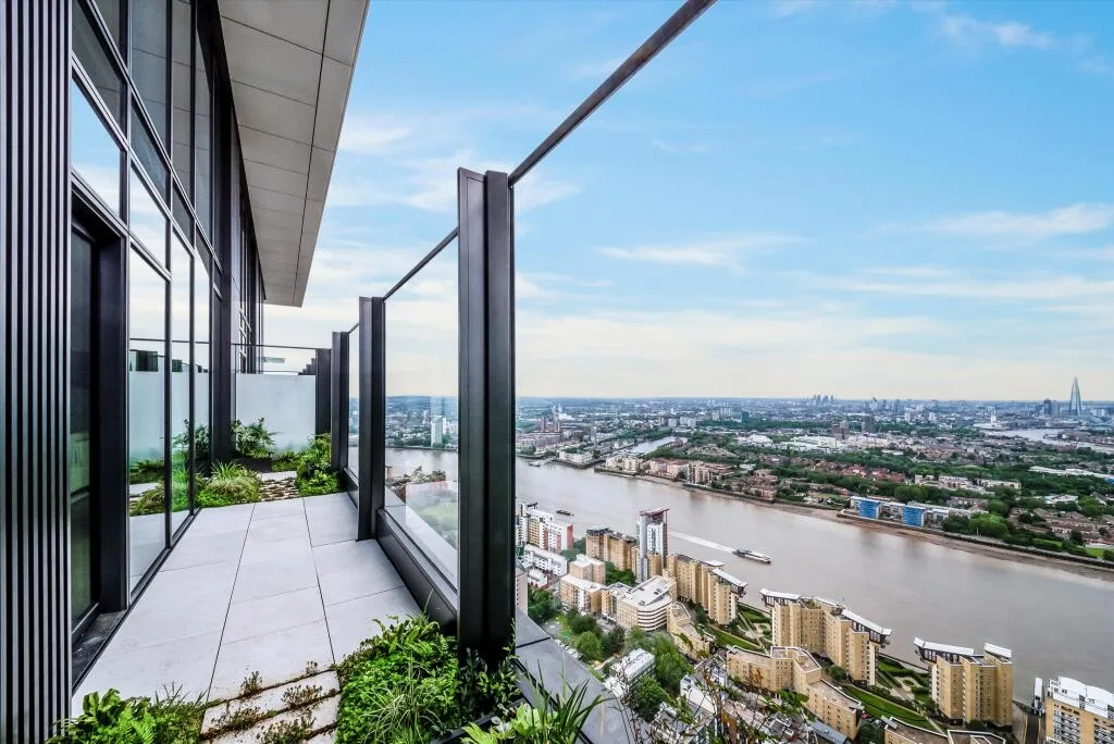 3 bedroom flat for rent