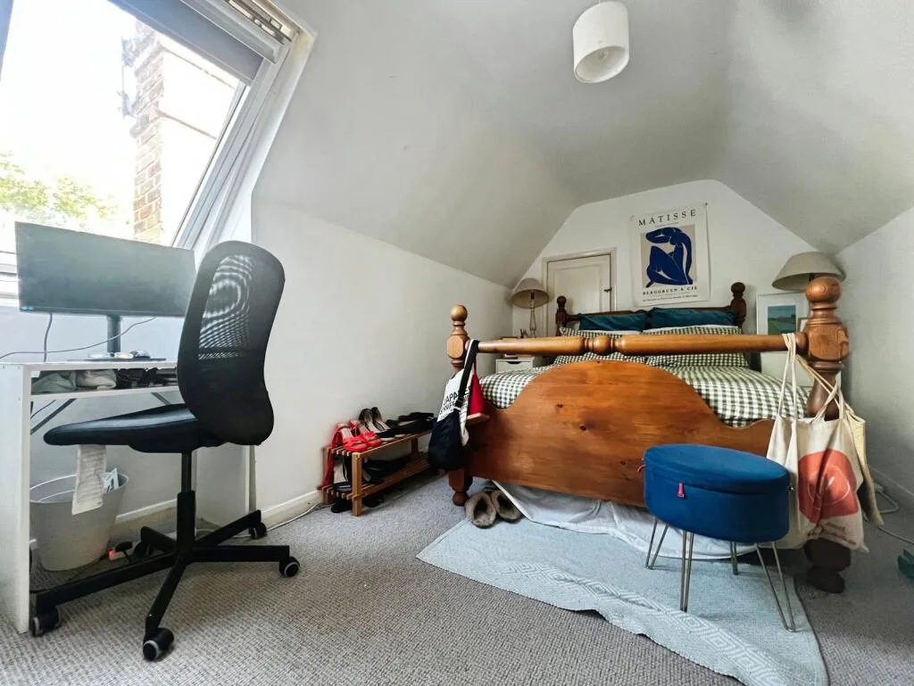 4 bedroom maisonette for rent
