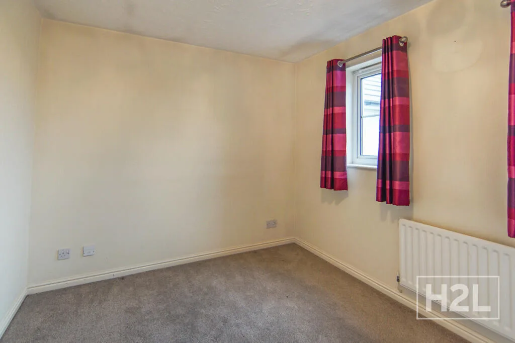 3 bedroom mews property for rent
