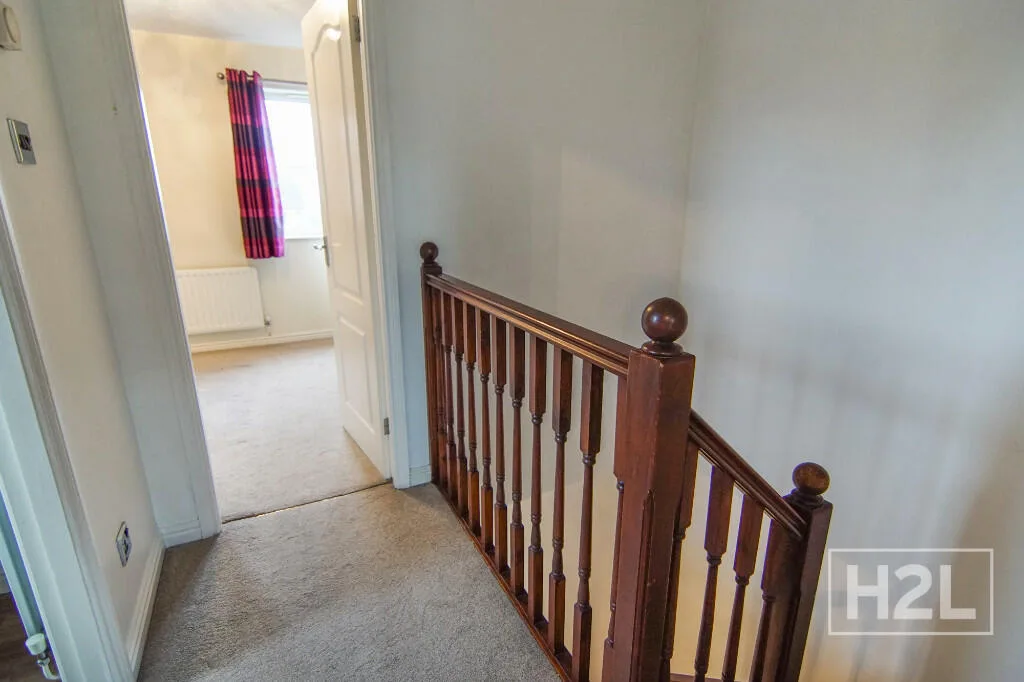 3 bedroom mews property for rent