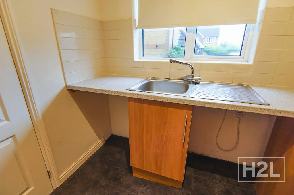 3 bedroom mews property for rent