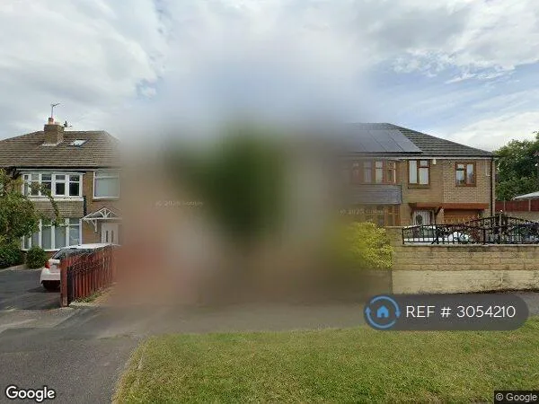 3 bedroom semi-detached house for rent