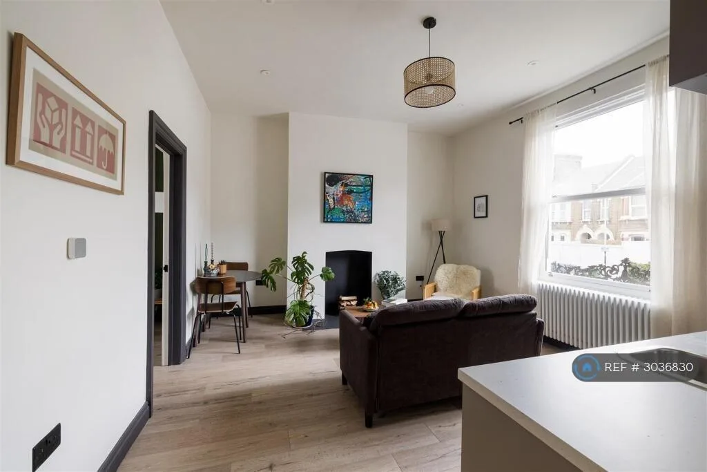 2 bedroom flat for rent