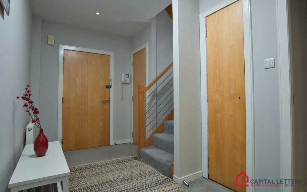 2 bedroom duplex for rent