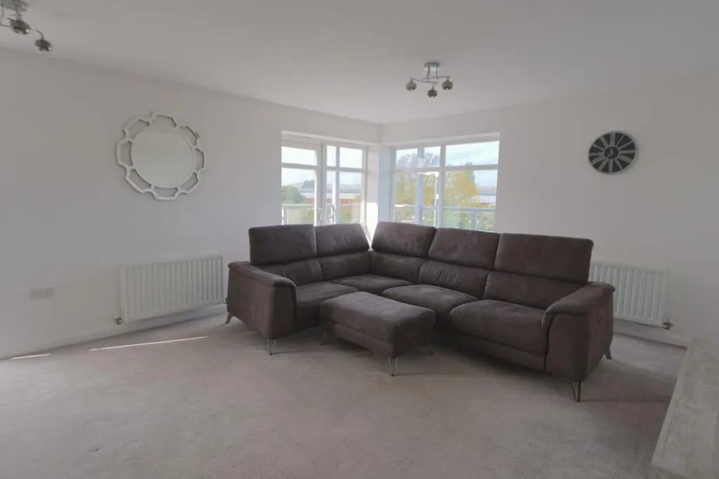 2 bedroom apartment for rent