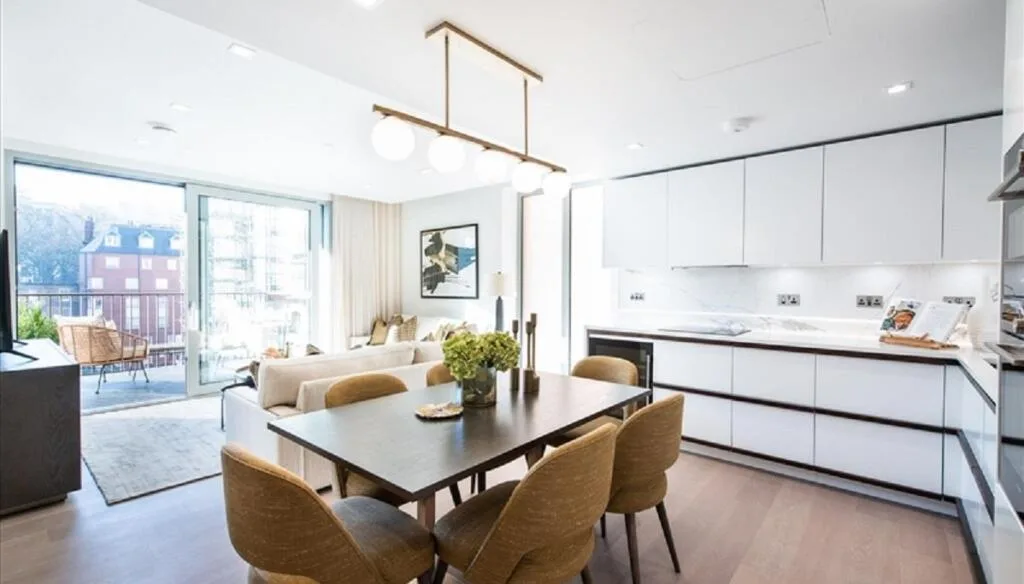 3 bedroom flat for rent