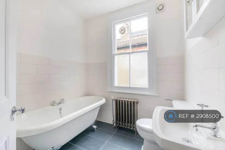 4 bedroom terraced house for rent