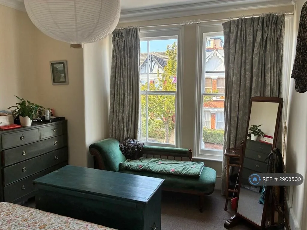 4 bedroom terraced house for rent