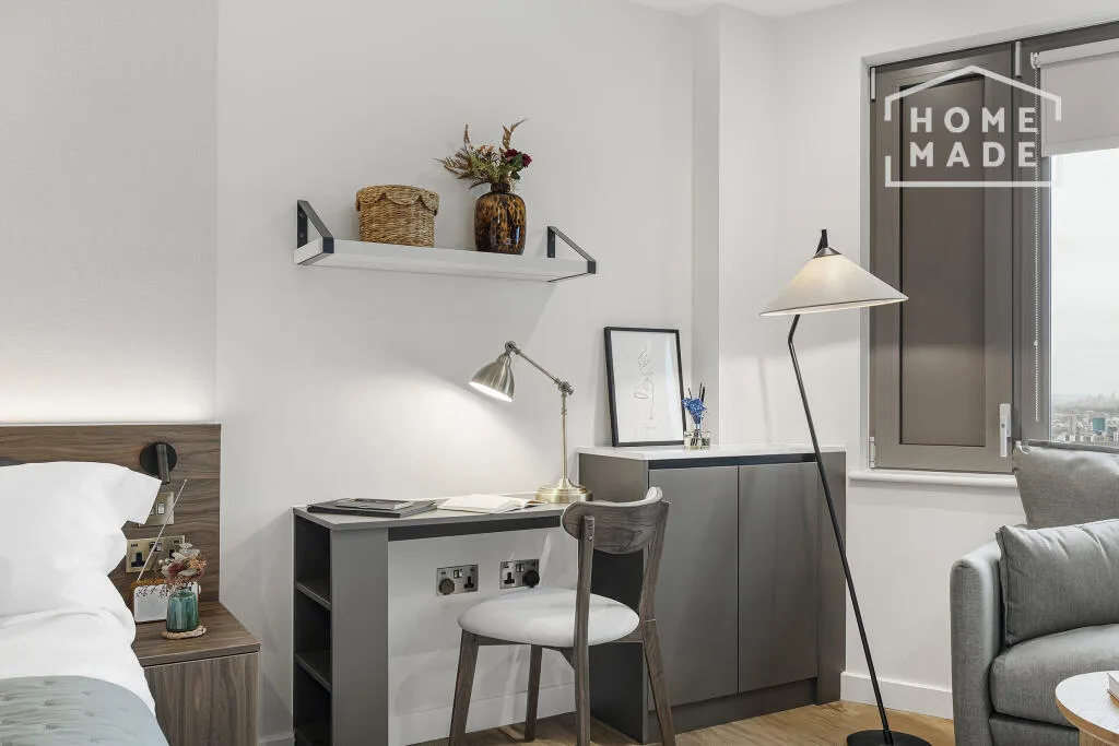 Studio flat for rent
