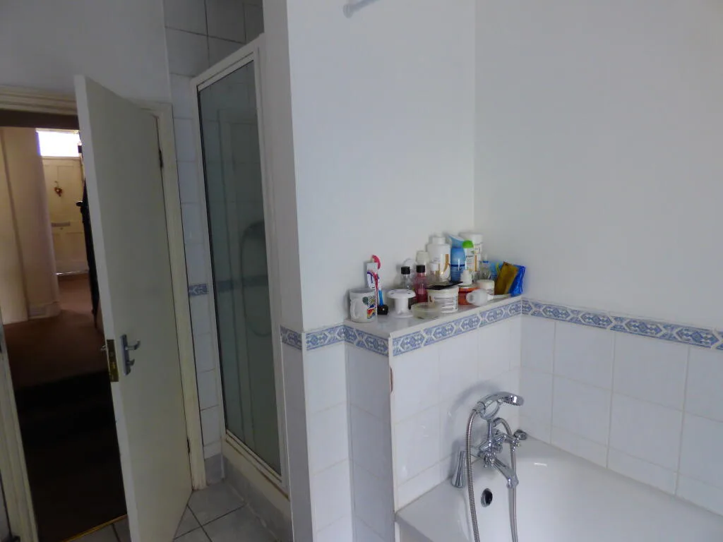 3 bedroom maisonette for rent