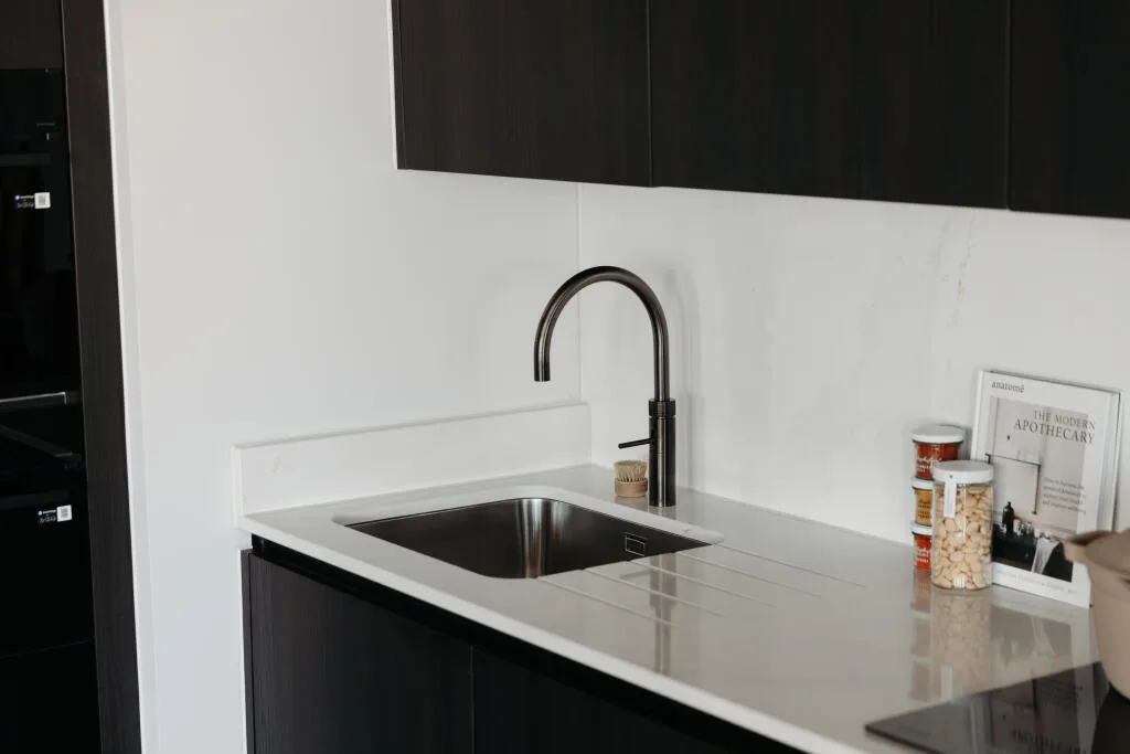 2 bedroom penthouse for rent