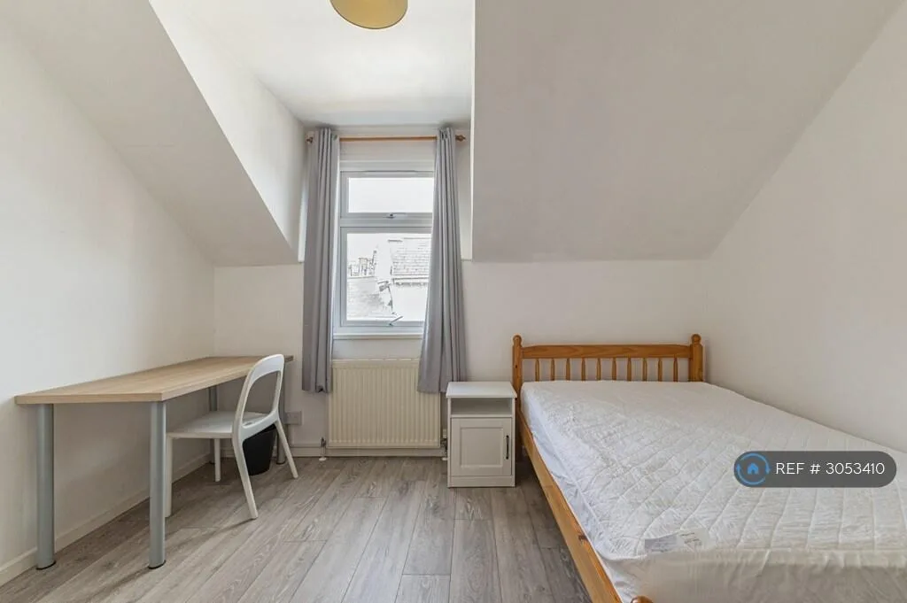 4 bedroom terraced house for rent