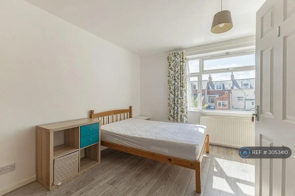 4 bedroom terraced house for rent