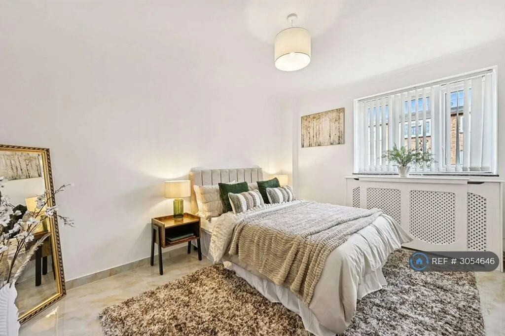 3 bedroom flat for rent