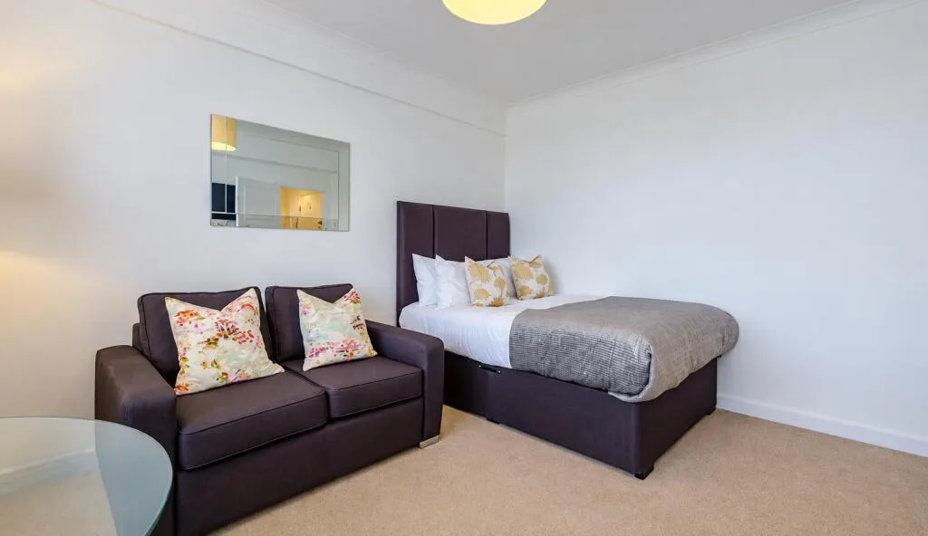 Studio flat for rent