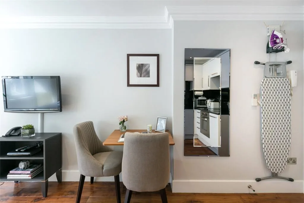 Studio flat for rent