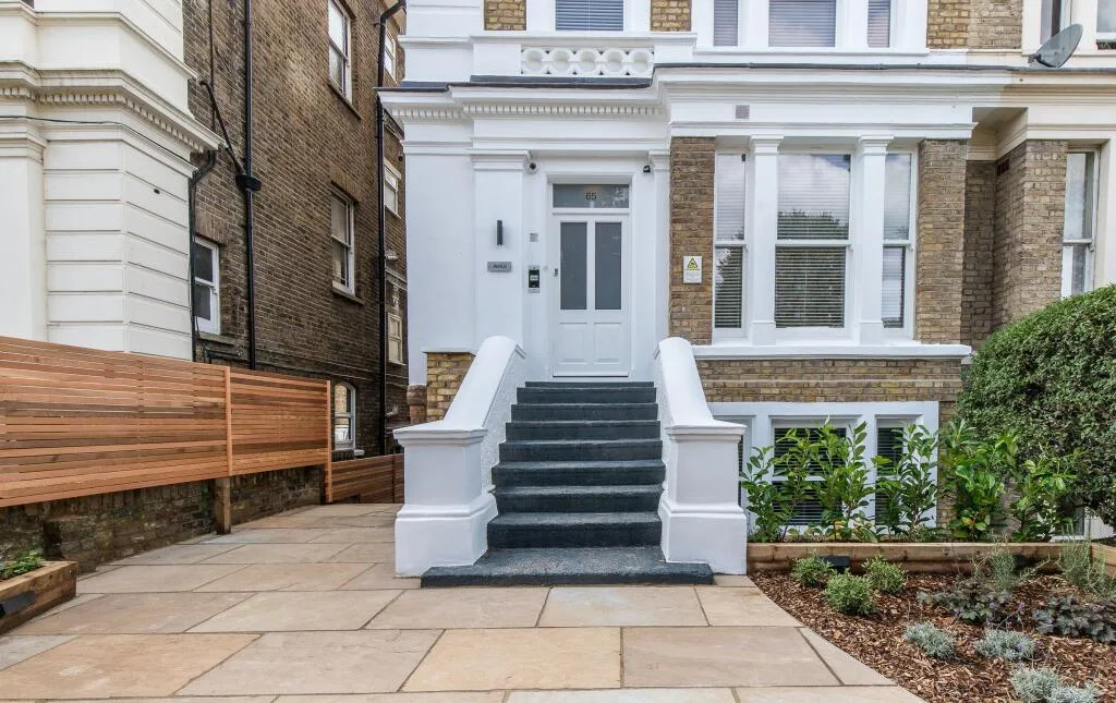 1 bedroom ground floor flat for rent