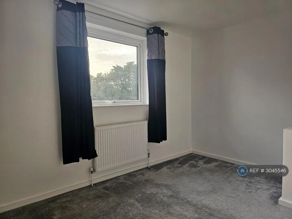 2 bedroom end of terrace house for rent
