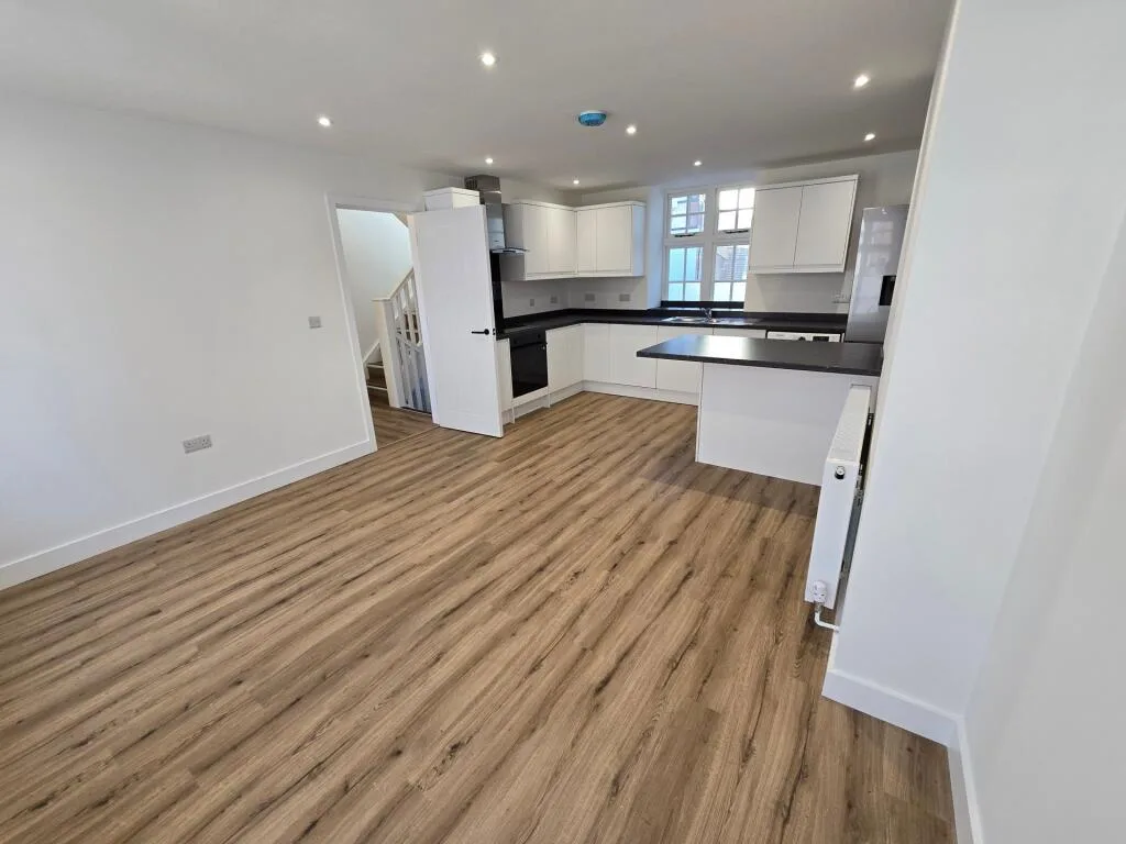 2 bedroom terraced house for rent