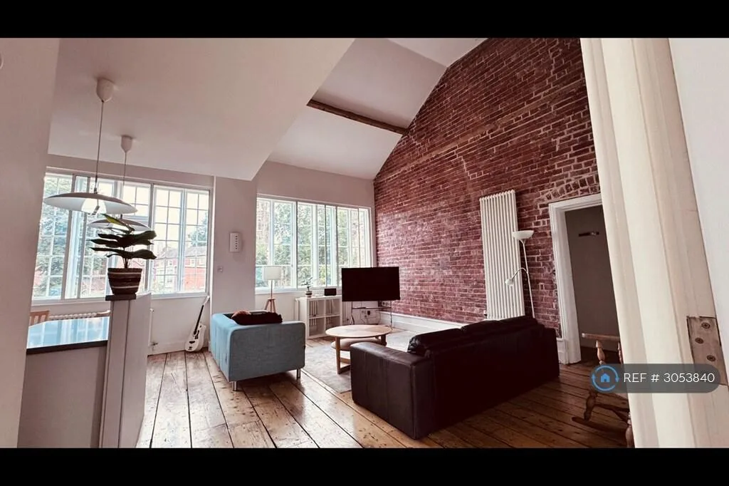 2 bedroom penthouse for rent