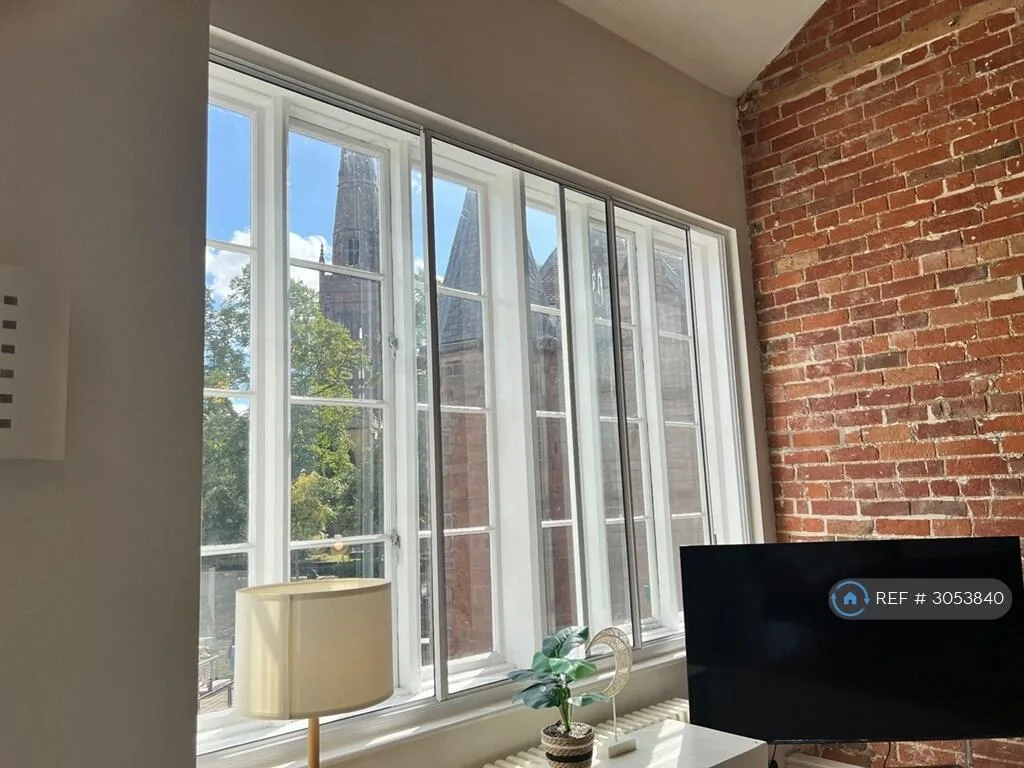 2 bedroom penthouse for rent