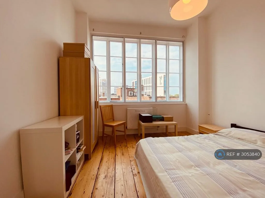 2 bedroom penthouse for rent