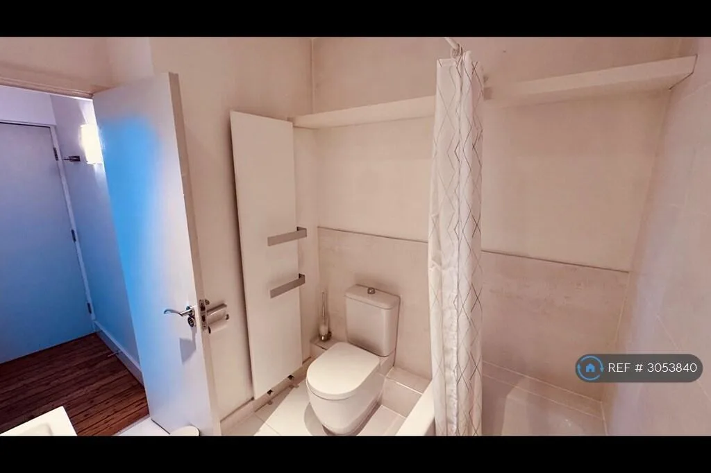 2 bedroom penthouse for rent