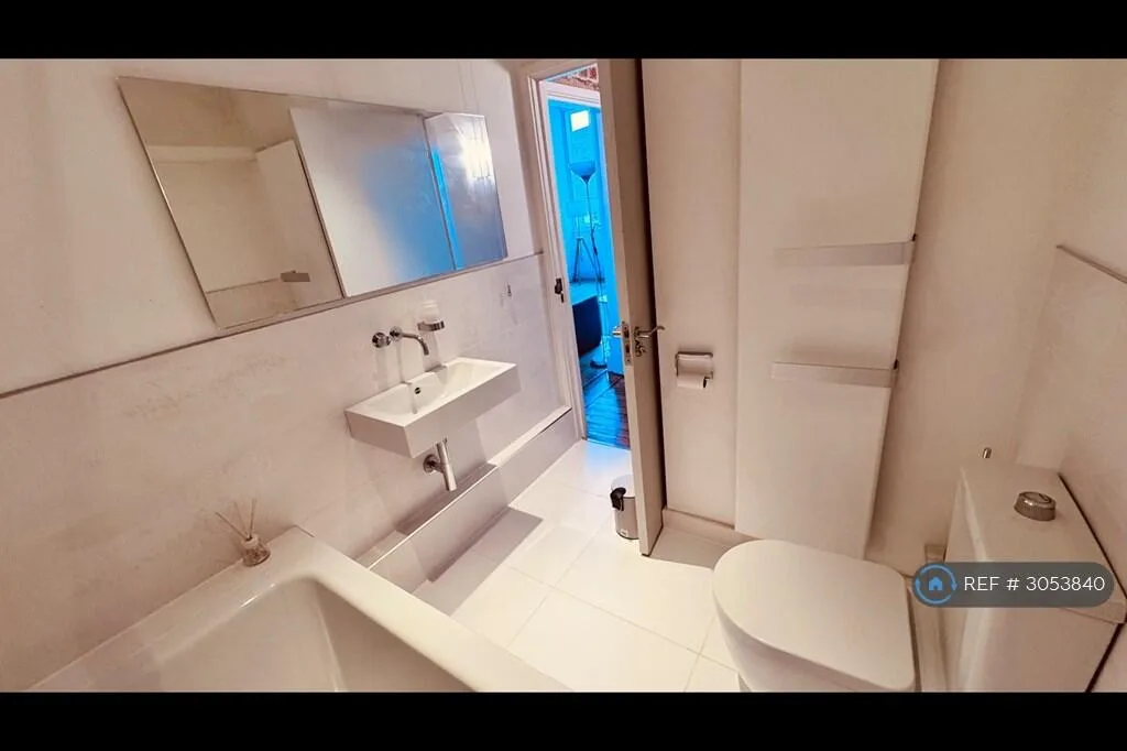 2 bedroom penthouse for rent
