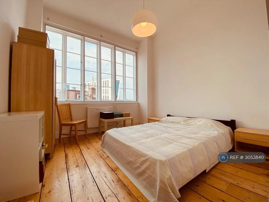 2 bedroom penthouse for rent