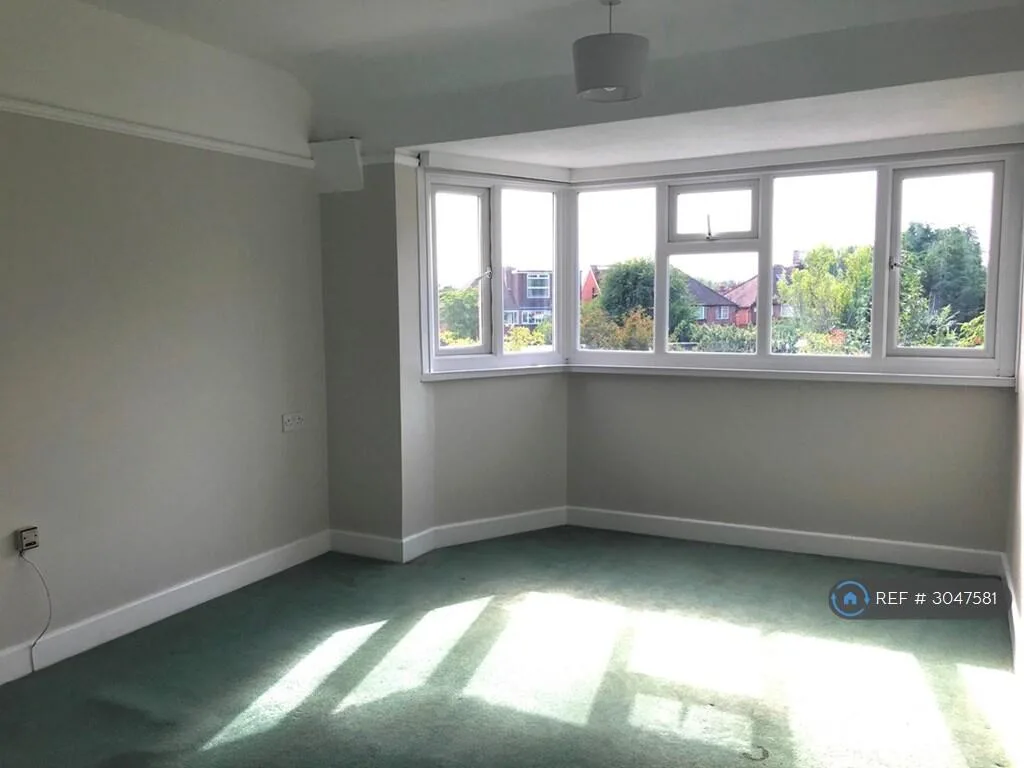 3 bedroom semi-detached house for rent