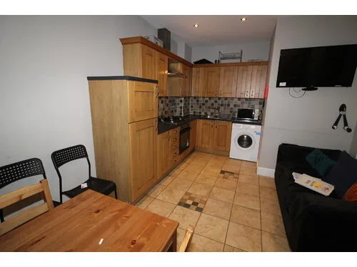 4 bedroom flat for rent