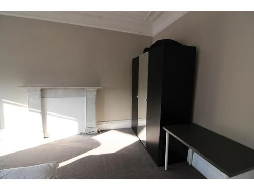 4 bedroom flat for rent