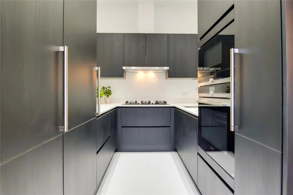 4 bedroom flat for rent