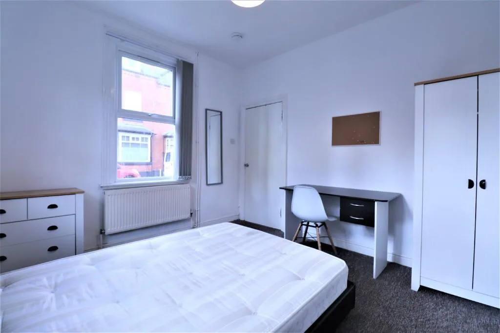 4 bedroom apartment for rent