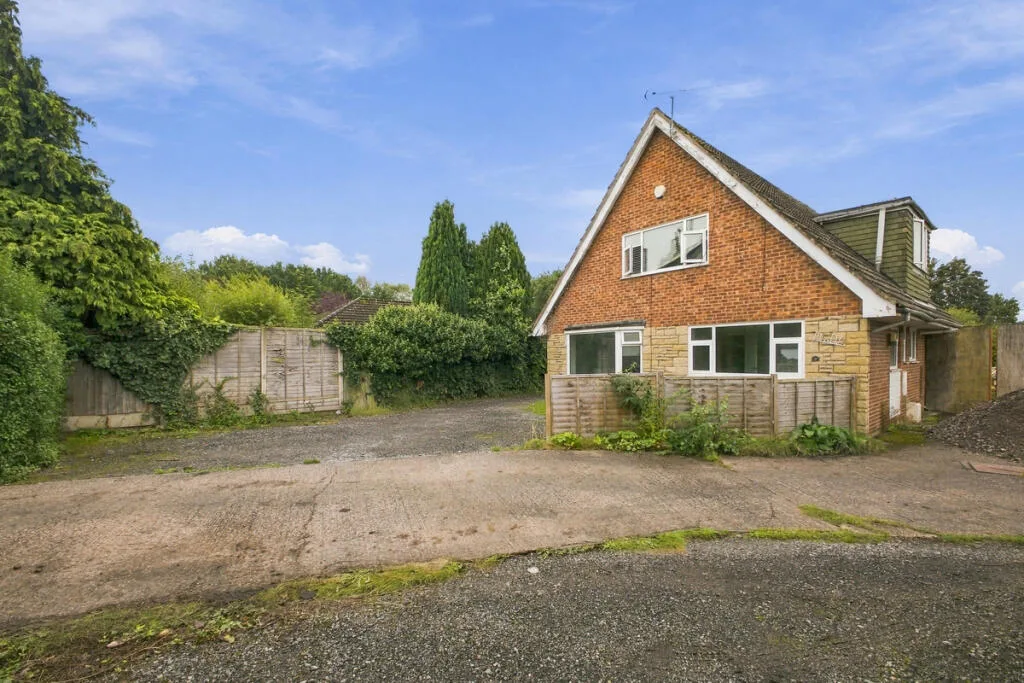 3 bedroom detached house for rent