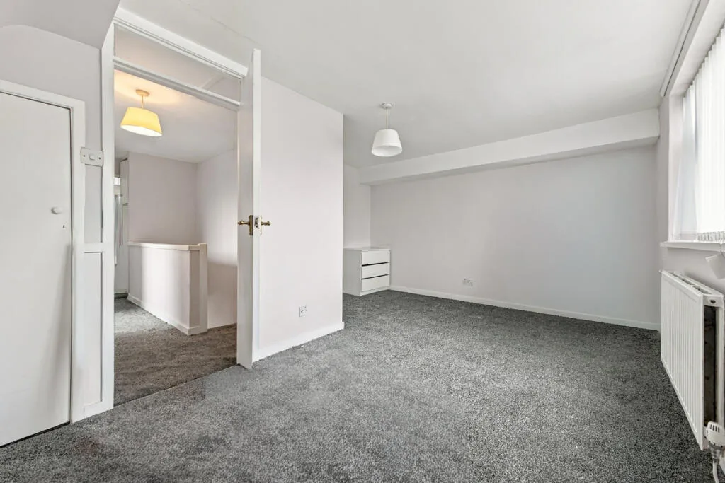 3 bedroom detached house for rent