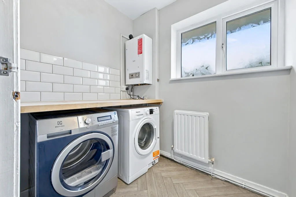 3 bedroom detached house for rent
