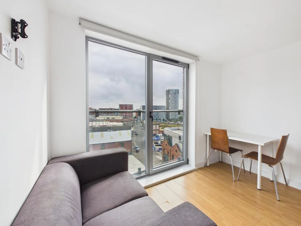 Studio flat for rent