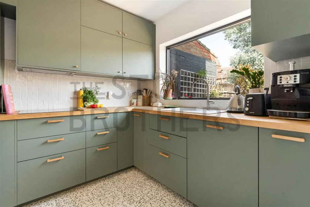 4 bedroom house for rent