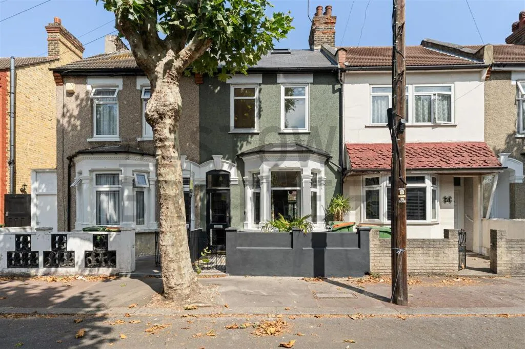 4 bedroom house for rent