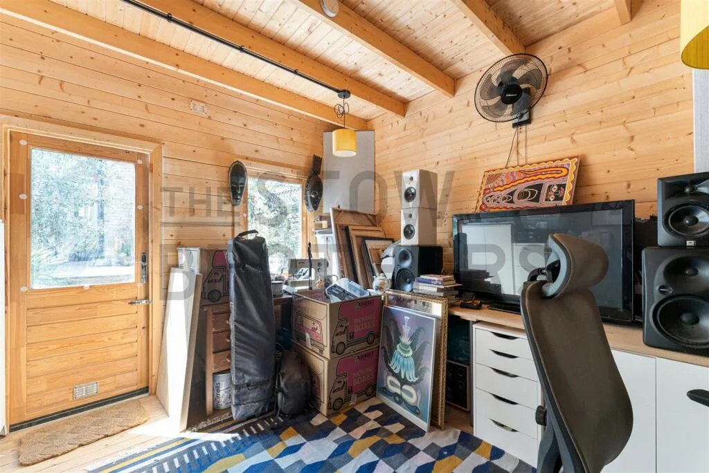 4 bedroom house for rent