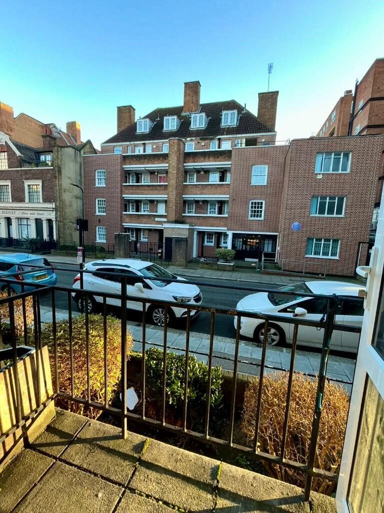 Studio flat for rent