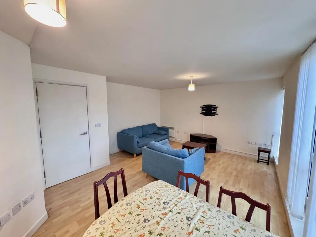 2 bedroom flat for rent