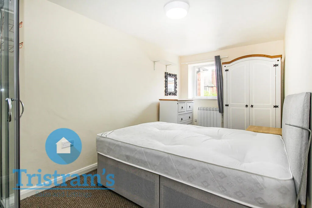 2 bedroom semi-detached house for rent