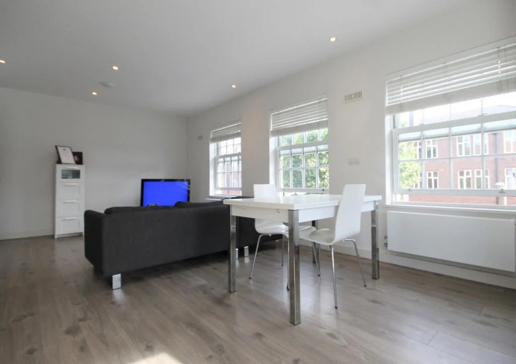 2 bedroom flat for rent