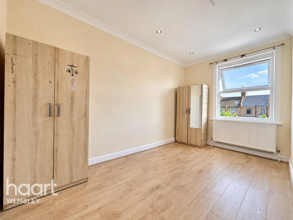 4 bedroom terraced house for rent