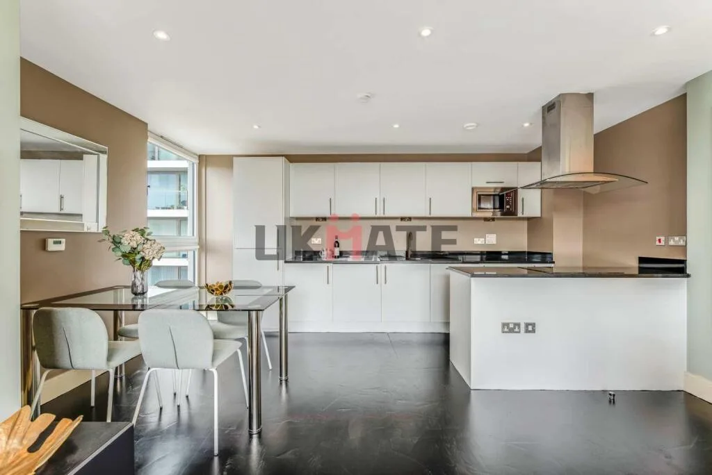 3 bedroom flat for rent