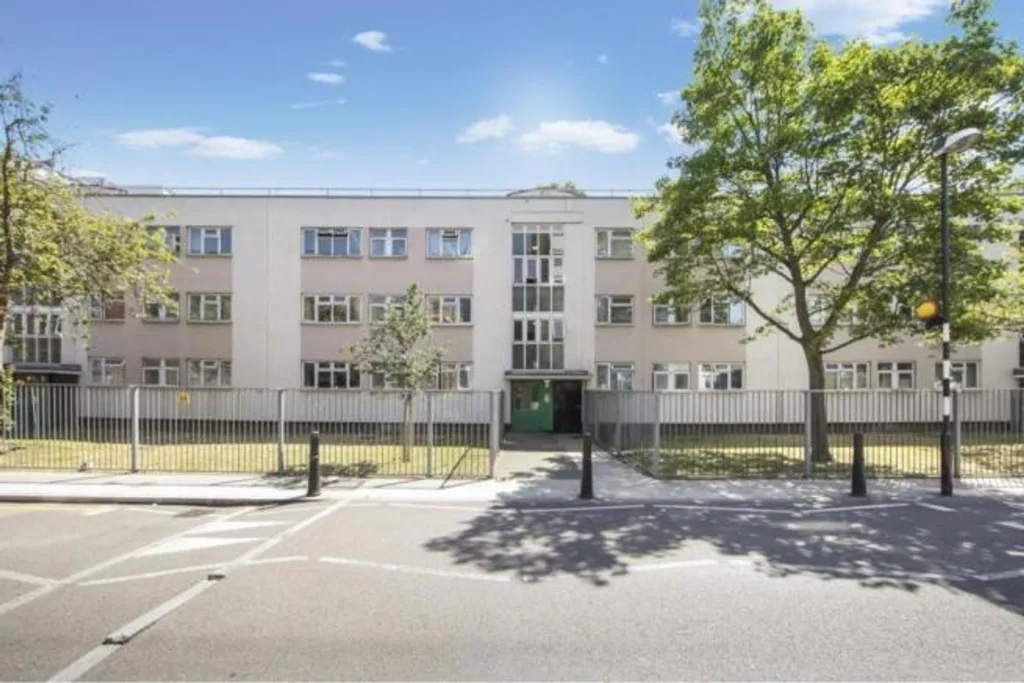 4 bedroom apartment for rent