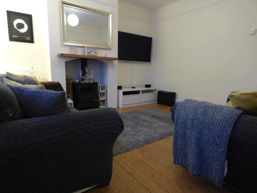 2 bedroom terraced house for rent